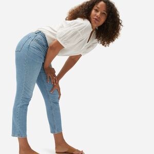 Everlane Curvy Cheeky® Straight Jean Sz. 25 Crop